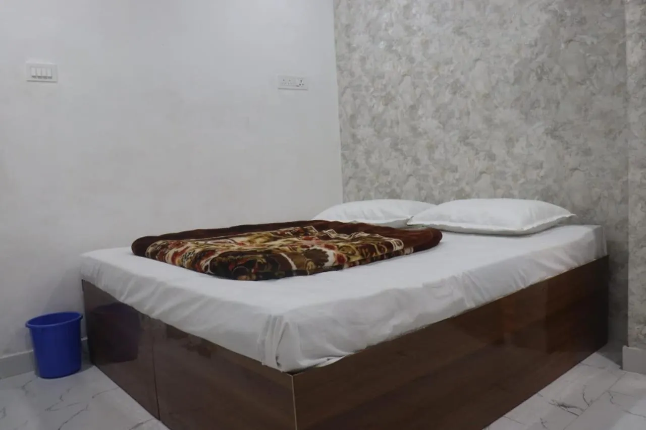 Shree Ambey Paying Guest House Varanasi 0*,